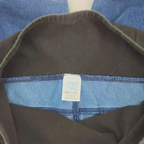 Time and Tru Women's Maternity Skinny  Jeans - Picture 5 of 5